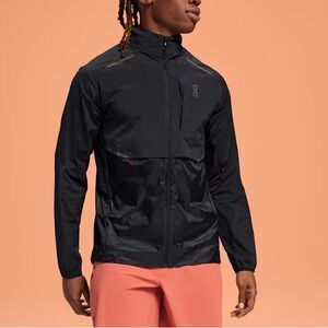 On Running Men's Black Packable Windbreaker Jacket